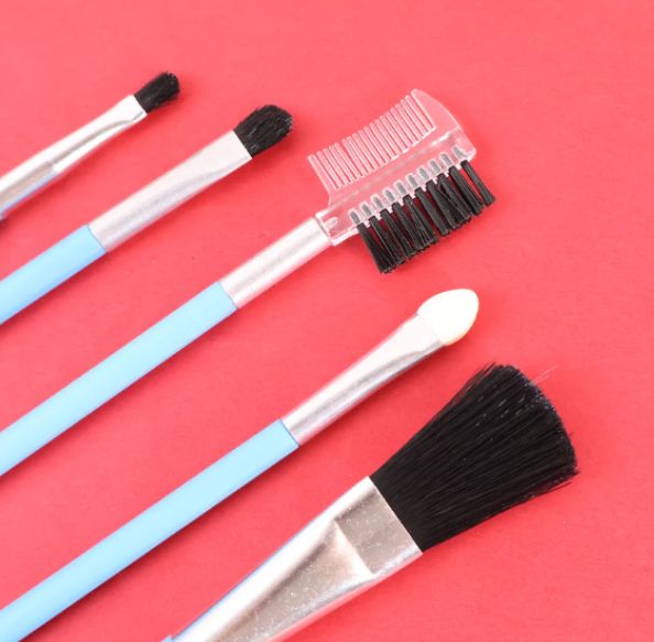 Makeup Brushes Kit – 5-Piece Soft Synthetic Set | BeautyBare - Image 4
