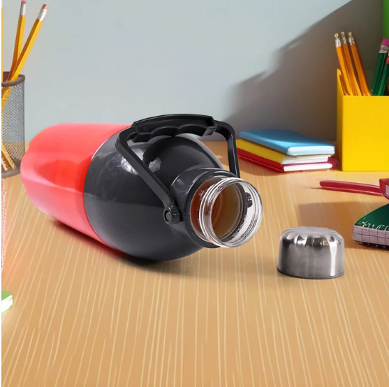Plastic Sports Bottle – Insulated Leakproof BPA-Free 1400ml - Image 4