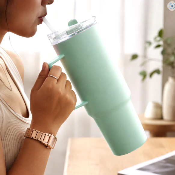 Travel Tumbler – Large 1800ml Capacity with Leak-proof Lid