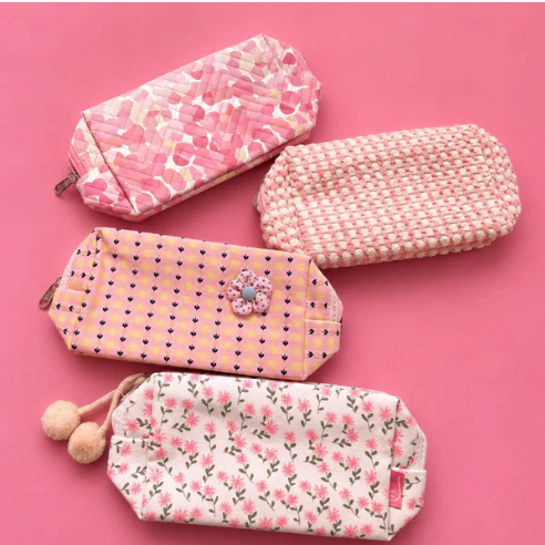 Pink Multipurpose Makeup & Stationery Organizer Pouch – Stylish & Spacious - Image 4