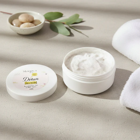 Detan Face Scrub – Removes Sun Tan & Dark Spots Clearly - Image 4