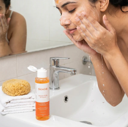 Brightening Vitamin C Face Wash – Glowing Skin & Deep Cleansing
