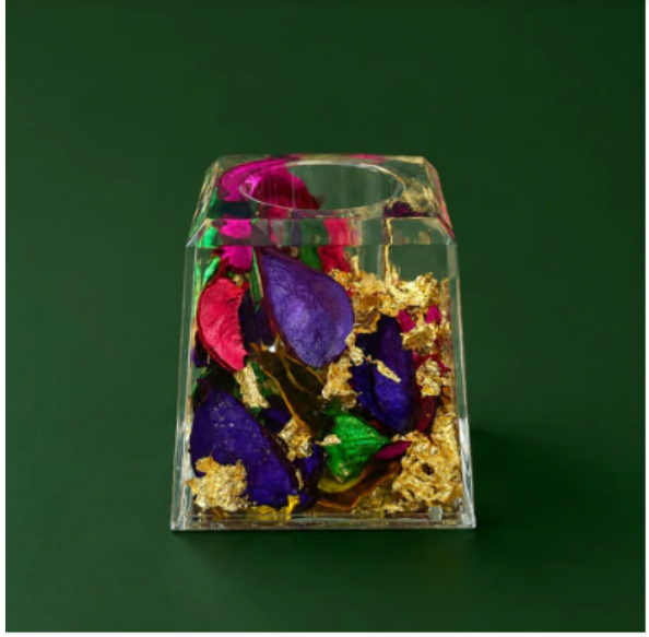 Resin Flower Pen Stand – Elegant Desk Organizer for Office & Home