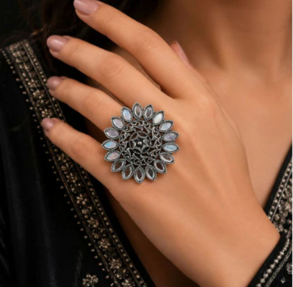 Statement Ring