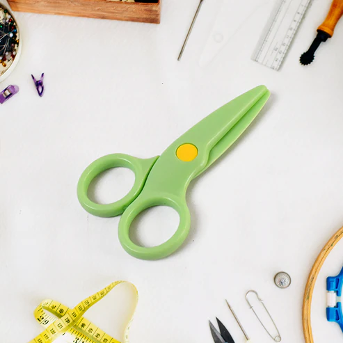 Plastic Safety Scissors – Safe, Colorful Preschool Training Tool