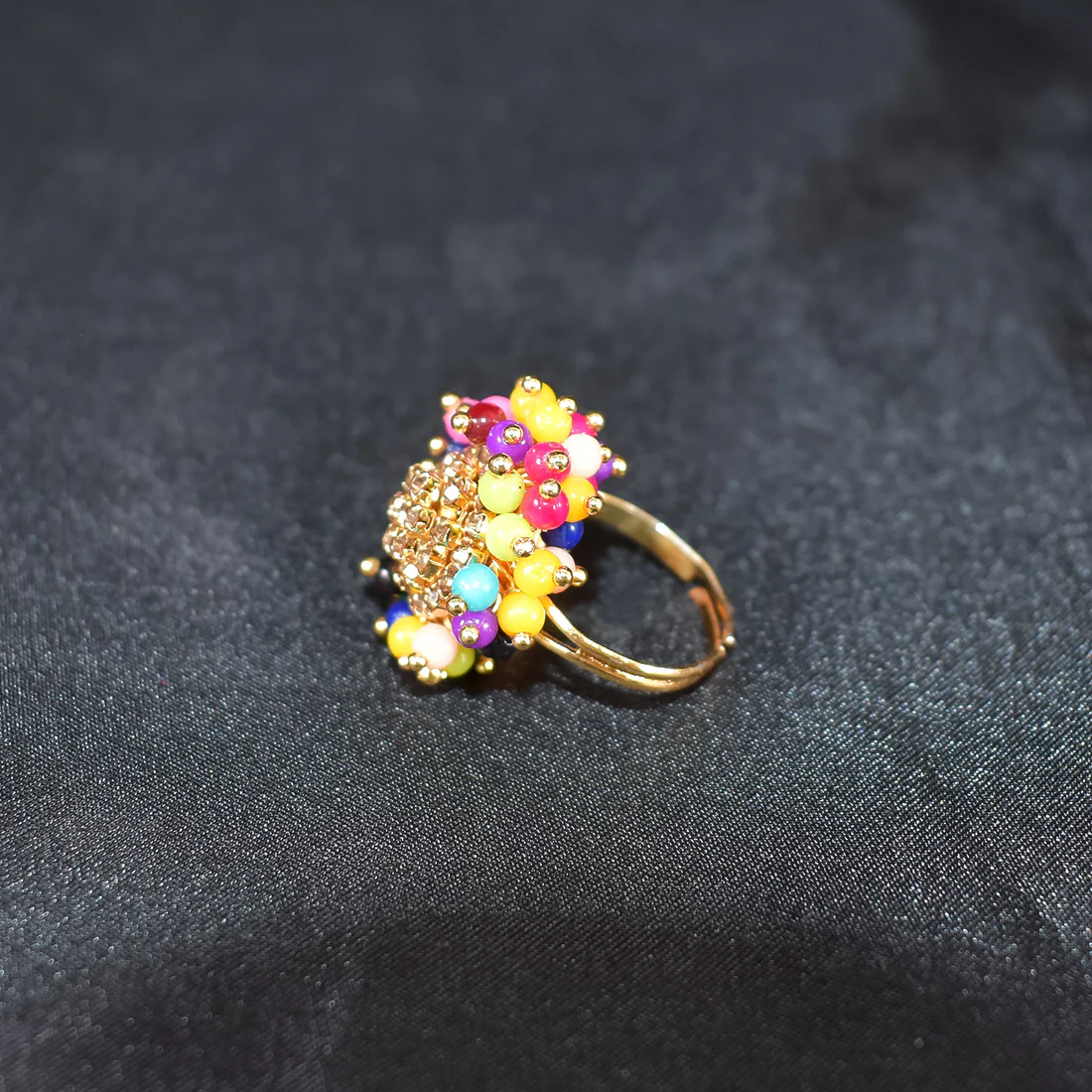 Gold Plated Guchha Ring – Garnet Gemstone, Ethnic Style | HV - Image 2