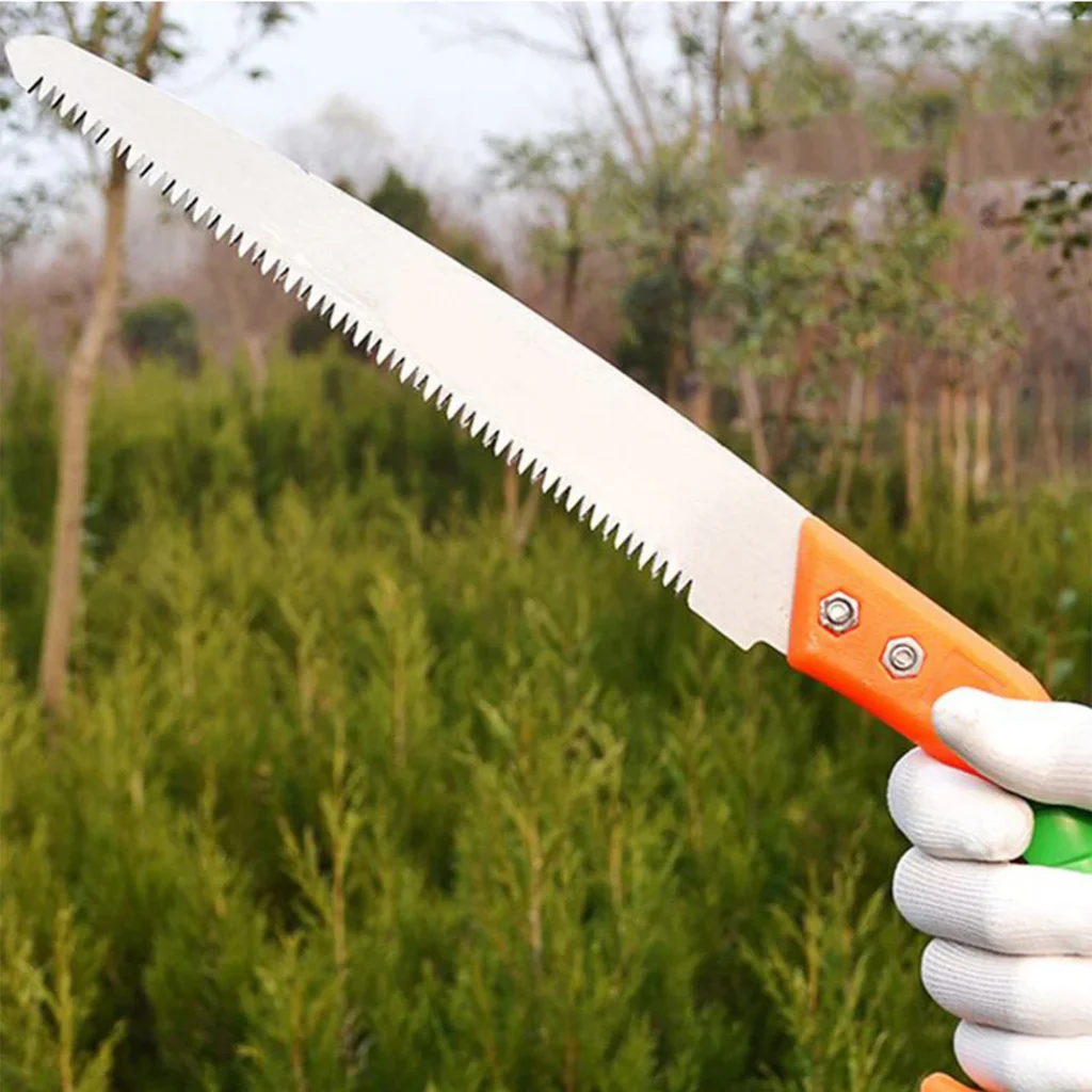 Achieve a beautifully manicured garden with ease using our premium Tree Pruning Saw from Tidy Roots.