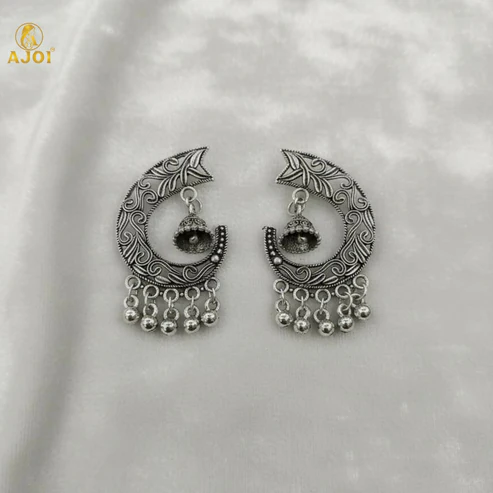 Oxidized Silver Jhumka Earrings – Elegant Ghungroo Danglers - Image 4
