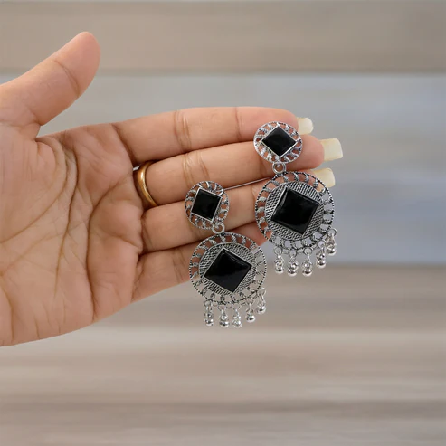 Oxidized Silver Earrings – Vintage Charm Black Stone DesignOxidized Silver Earrings – Vintage Charm Black Stone Design