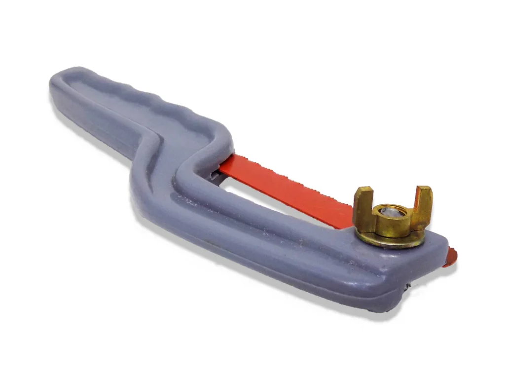 Whether you're crafting intricate models, undertaking household repairs, or tackling creative projects, the BoltForce Mini Hacksaw delivers reliable performance.