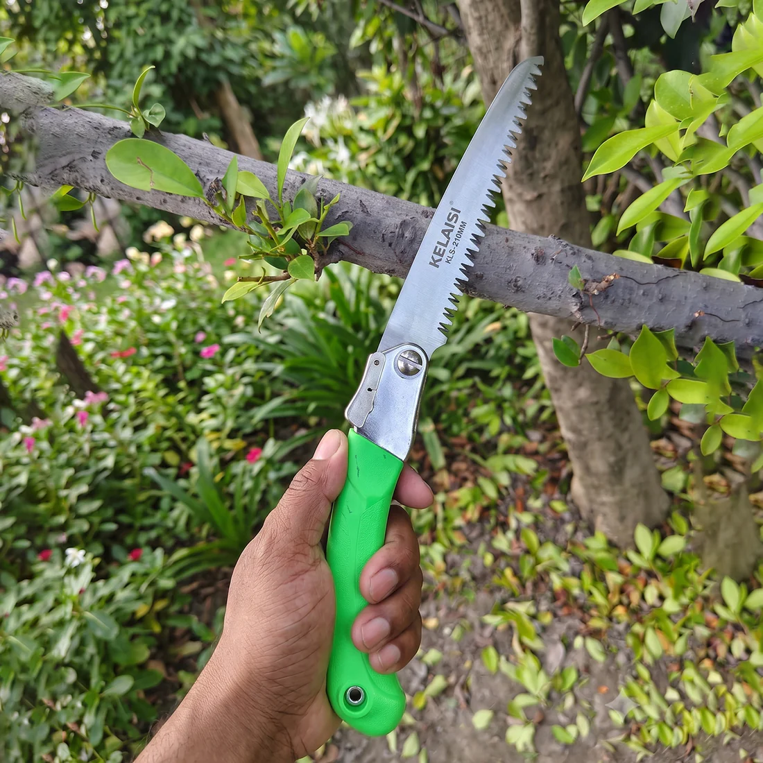 Folding Saw – Sharp 210mm Stainless Steel Blade for Pruning & Outdoor Use - Image 3