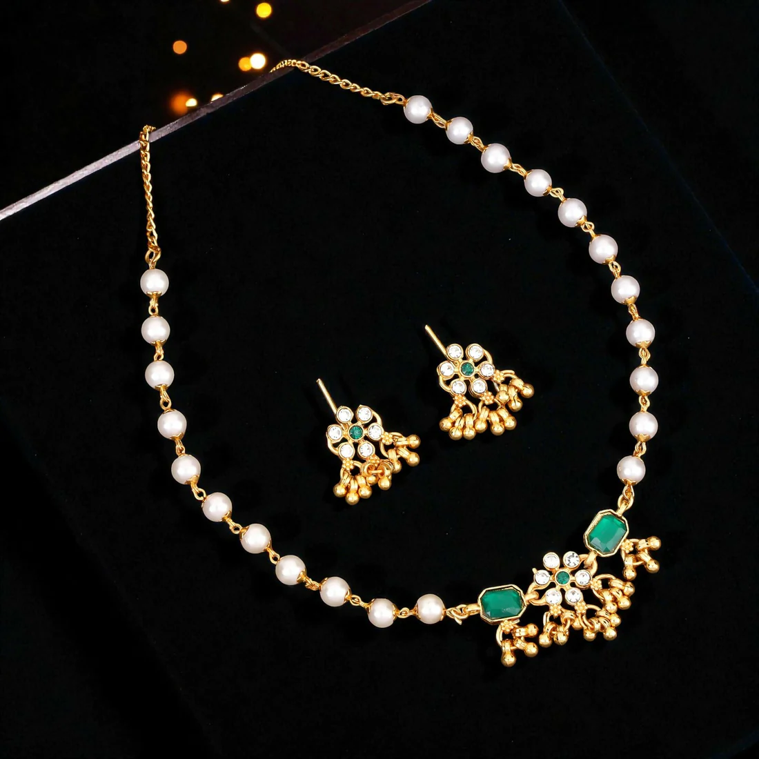 Choker Necklace
