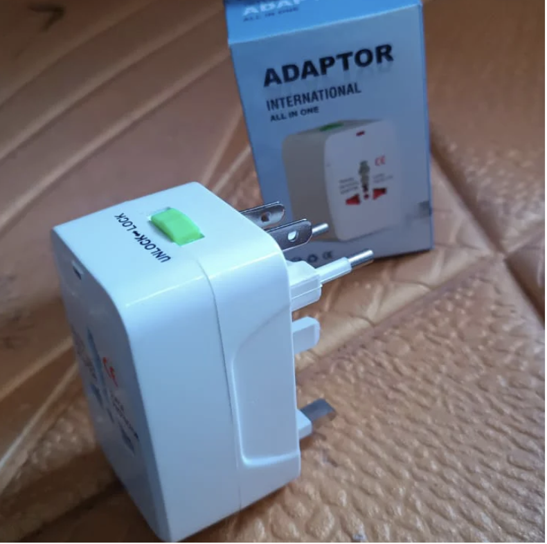 Universal Travel Adapter – Compact Surge Protection for 150+ Countries