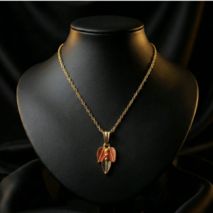 Leaf Pendant Necklace – Elegant Traditional Design for Women