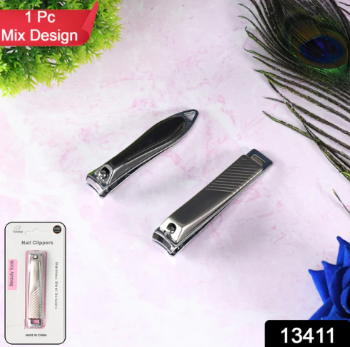 Folding Nail Clippers – Stainless Steel with File | Velvet Wellness