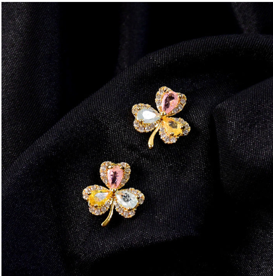 Crystal Clover Stud Earrings – Multicolor Gold Finish for Women - Image 2