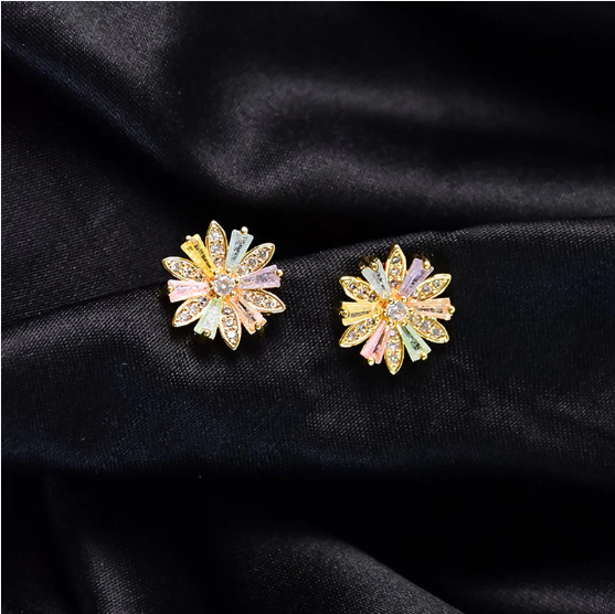 Crystal Floral Stud Earrings – Elegant Gold Finish for Women - Image 2