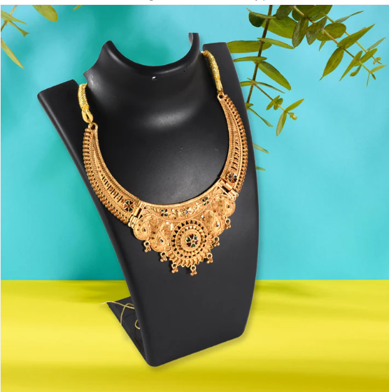 Gold-Plated Necklace Set – Elegant Traditional Jewellery | BW - Image 3