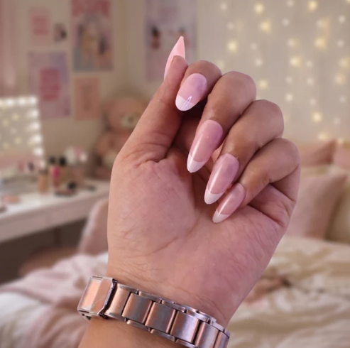 Artificial Nail Tips Set – Perfect for Salon-Style Manicure at Home