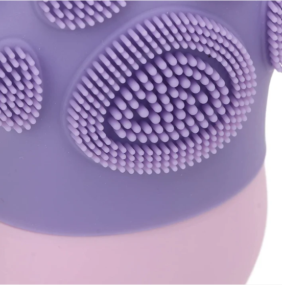 Silicone Ice Roller for Face – Non-Slip & Reusable | GlowForm - Image 3