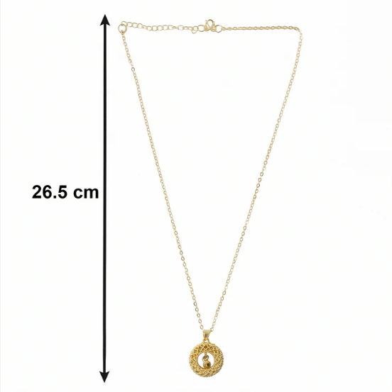 Golden Necklace with Intricate Round Pendant – Elegant Jewelry - Image 5