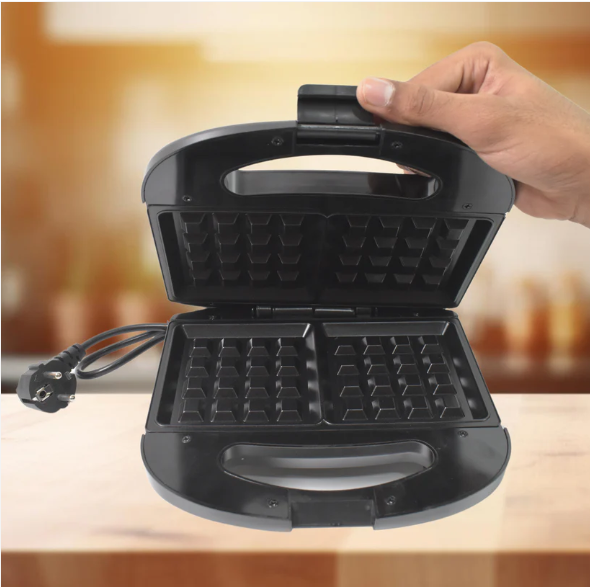 Sandwich Maker – Non-Stick, 2 Square Slice Toaster | Dabster