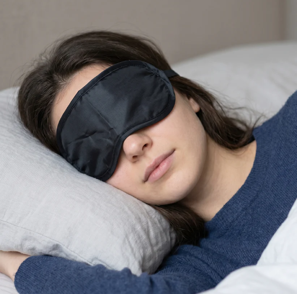 Travel Comfort Kit – Sleep Essentials for Long Journeys
