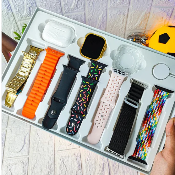 Smartwatch Combo Set – Bluetooth Calling & 7 Straps | TrackAura - Image 4