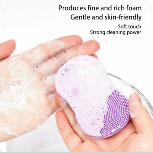 Silicone Glowpad Scrubber – Gentle Facial Exfoliation & Deep Cleanse