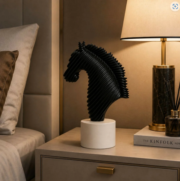 Modern Horse Head Statue – Elegant Home & Office Decor