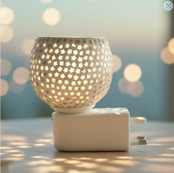 Star Cut Glass Aroma Diffuser – Elegant Plug-In Night Lamp