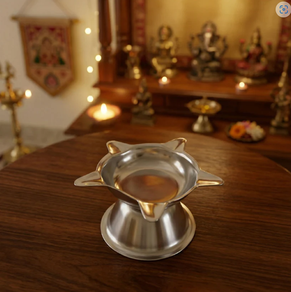 Silver Star Diya Lamp – Elegant Pooja & Festival Decor