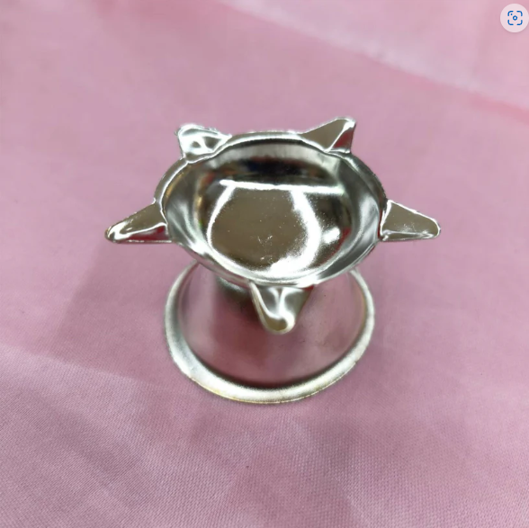 Silver Star Diya Lamp – Elegant Pooja & Festival Decor
