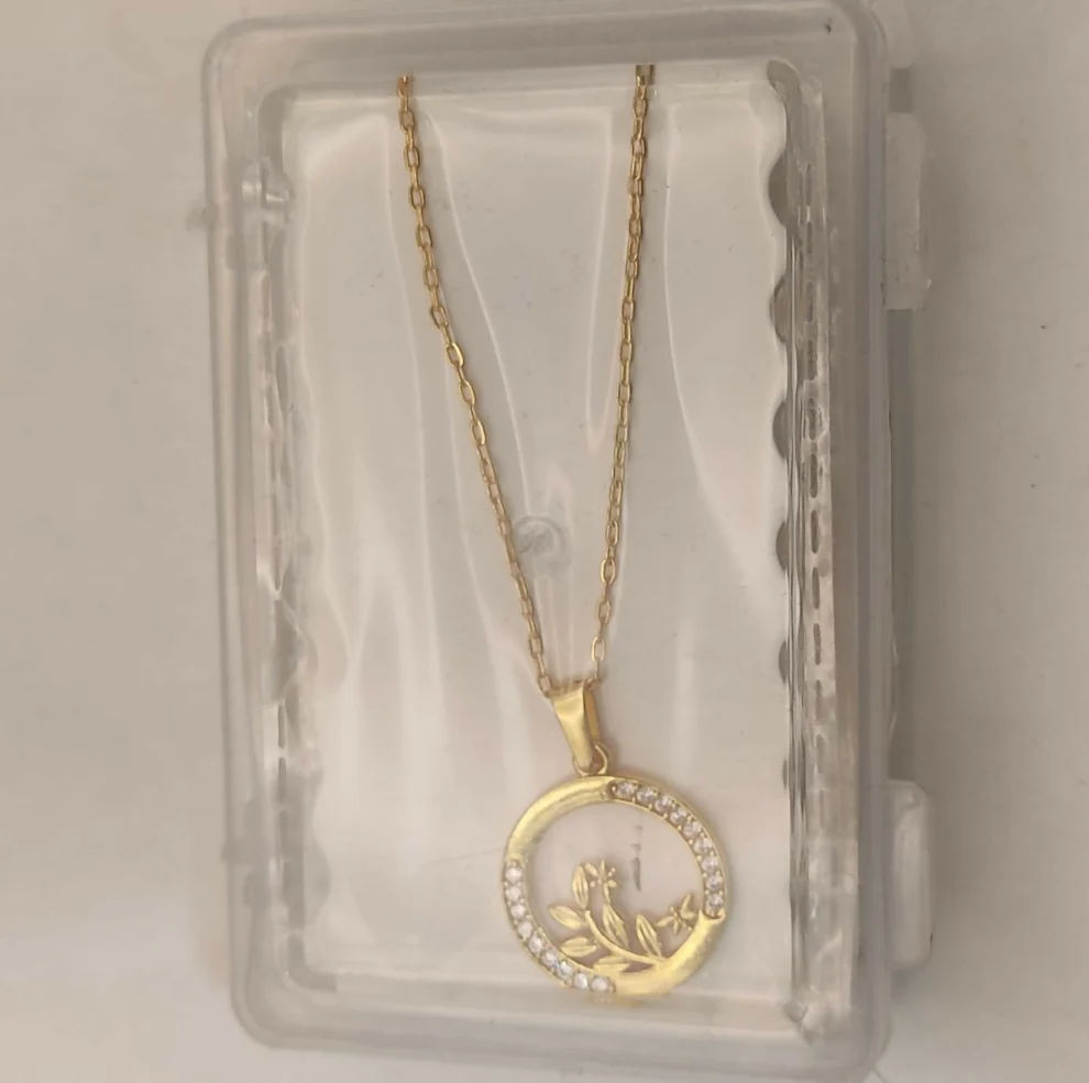 Pendant Necklace