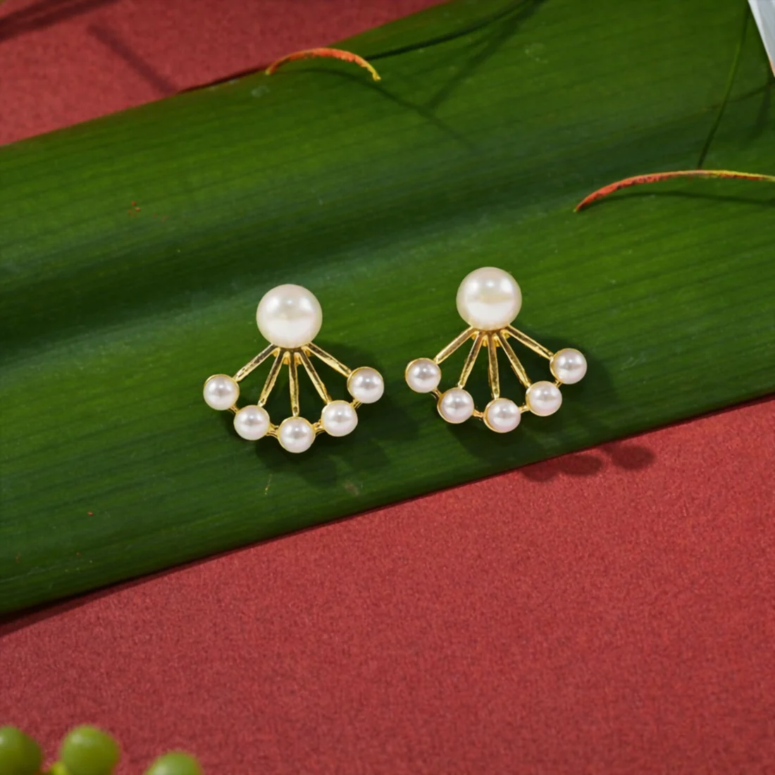 Pearl Stud Earrings – Elegant Korean Fan Design for Women - Image 4