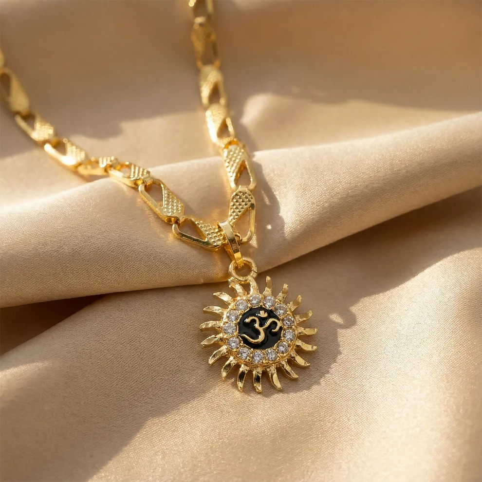 Pendant Necklace