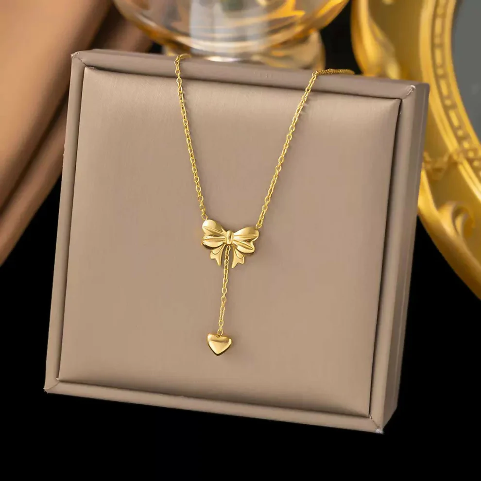 Pendant Necklace