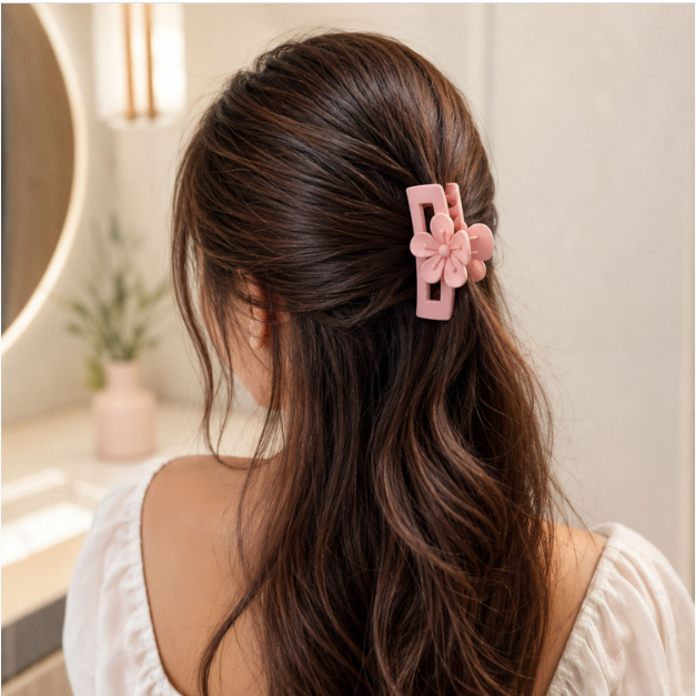 Stylish Plastic Hair Clip Strong Grip Claw Clutcher For Women Girls (1 Pc) - Image 3
